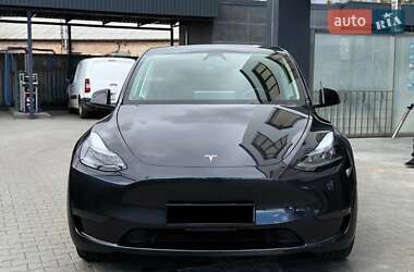 Позашляховик / Кросовер Tesla Model Y 2024 в Києві