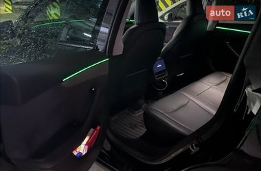 Внедорожник / Кроссовер Tesla Model Y 2025 в Черновцах