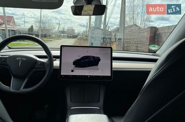 Внедорожник / Кроссовер Tesla Model Y 2022 в Киеве