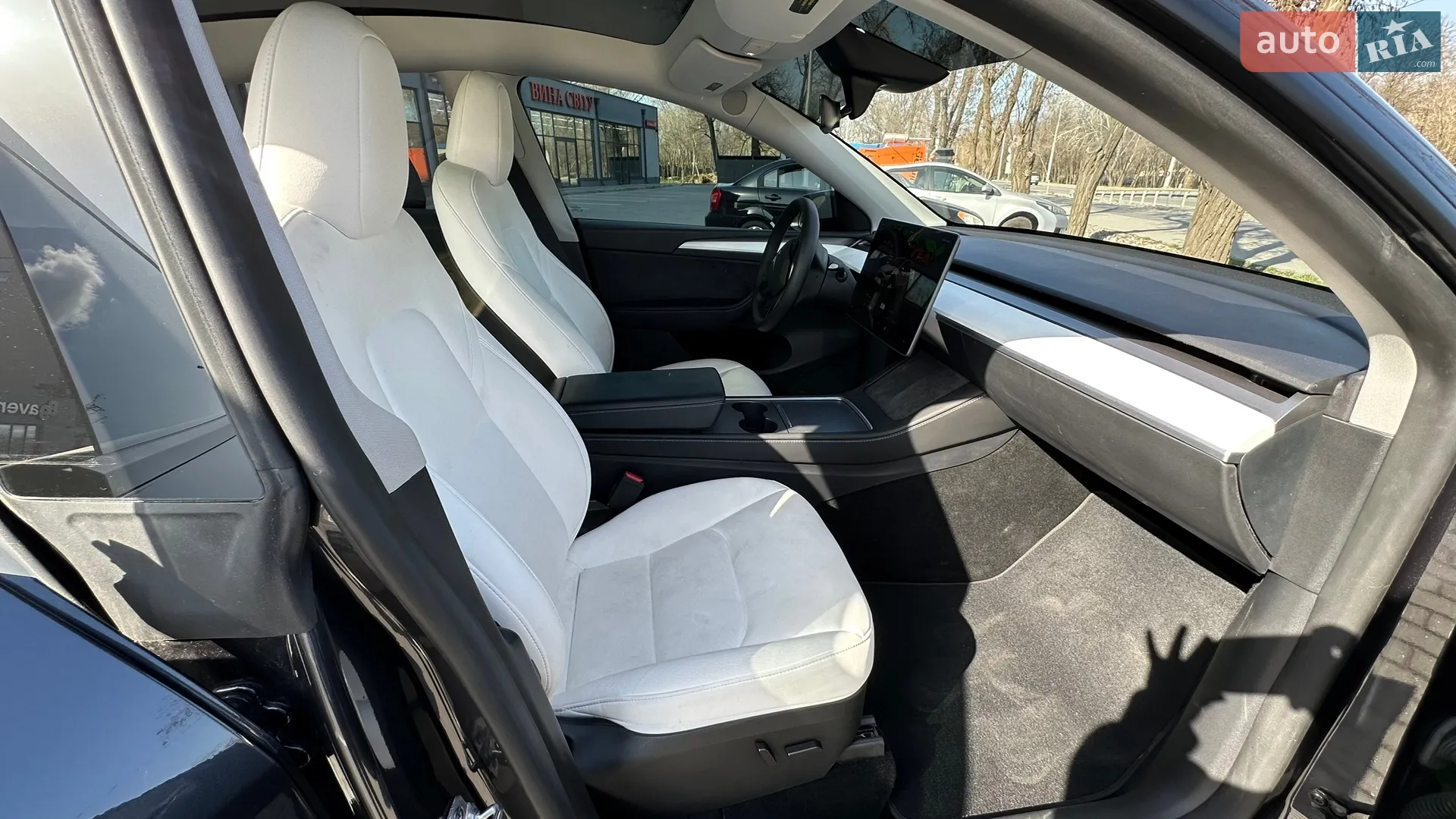 2024 Tesla Model Y - мініатюра 34