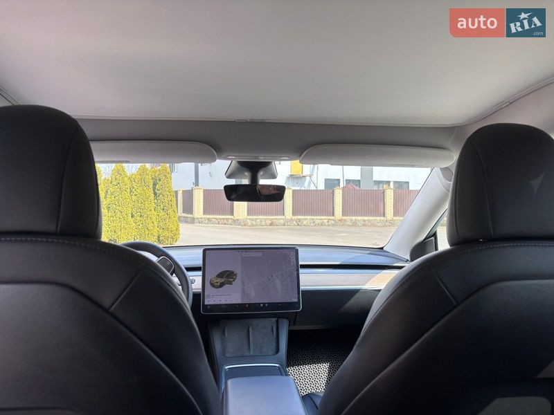 Позашляховик / Кросовер Tesla Model Y 2021 в Івано-Франківську