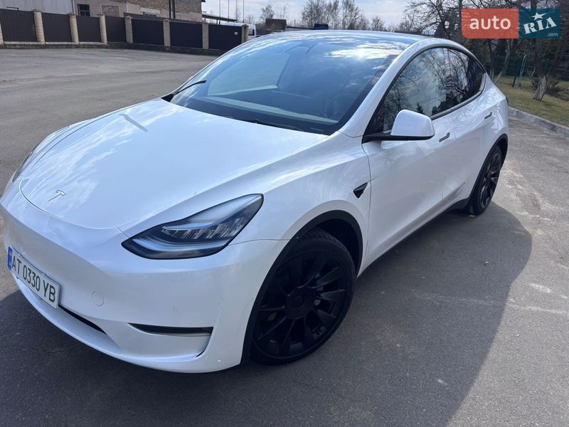 Позашляховик / Кросовер Tesla Model Y 2021 в Івано-Франківську
