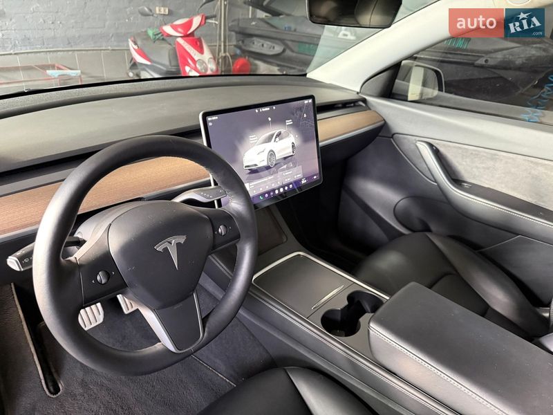 Внедорожник / Кроссовер Tesla Model Y 2022 в Сумах