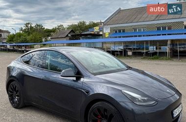 Внедорожник / Кроссовер Tesla Model Y 2022 в Саврани
