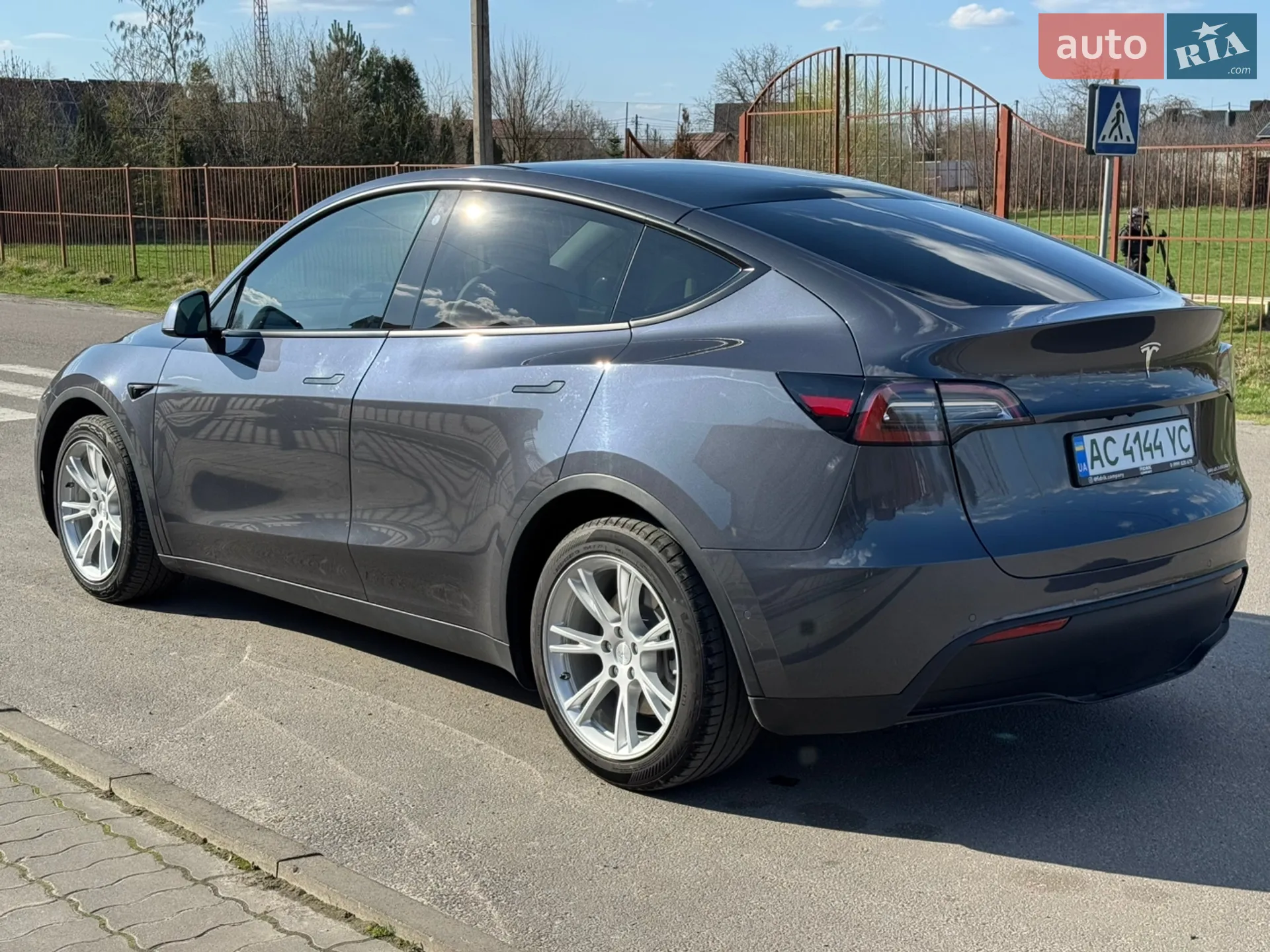 2021 Tesla Model Y - мініатюра 2