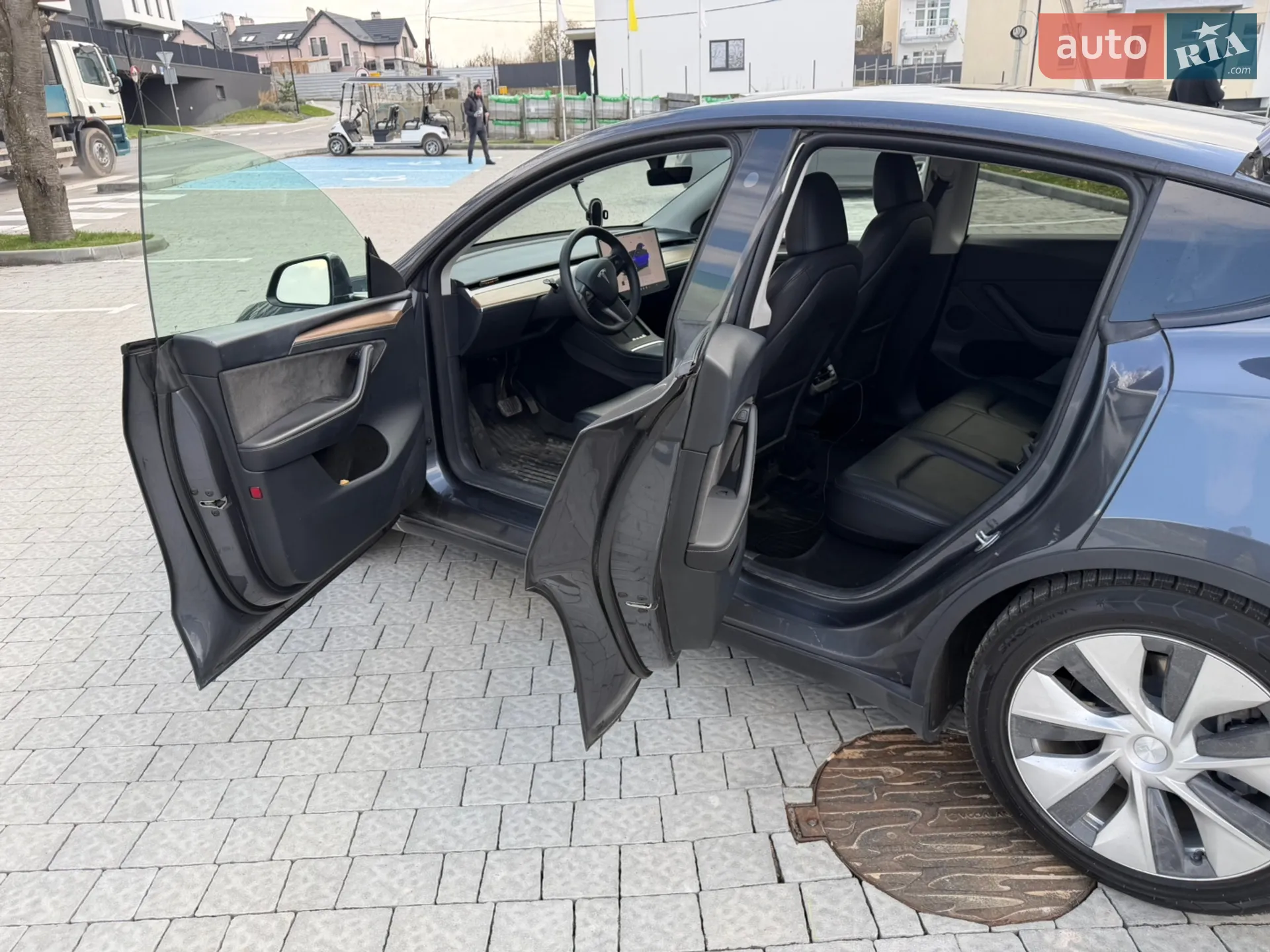 2023 Tesla Model Y - мініатюра 50