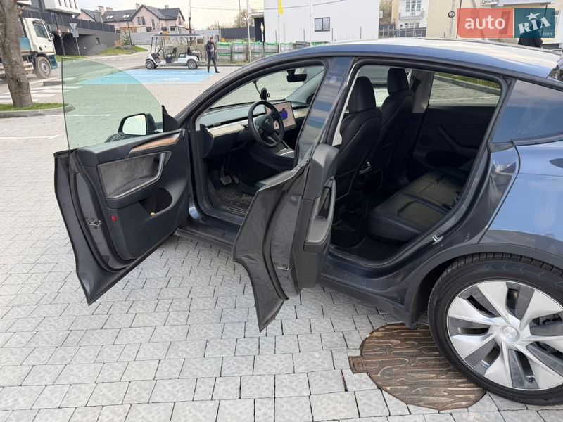 Позашляховик / Кросовер Tesla Model Y 2023 в Львові фото 50 Позашляховик / Кросовер Tesla Model Y 2023 в Львові