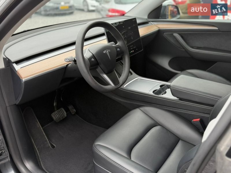 Позашляховик / Кросовер Tesla Model Y 2024 в Стрию фото 47 Позашляховик / Кросовер Tesla Model Y 2024 в Стрию