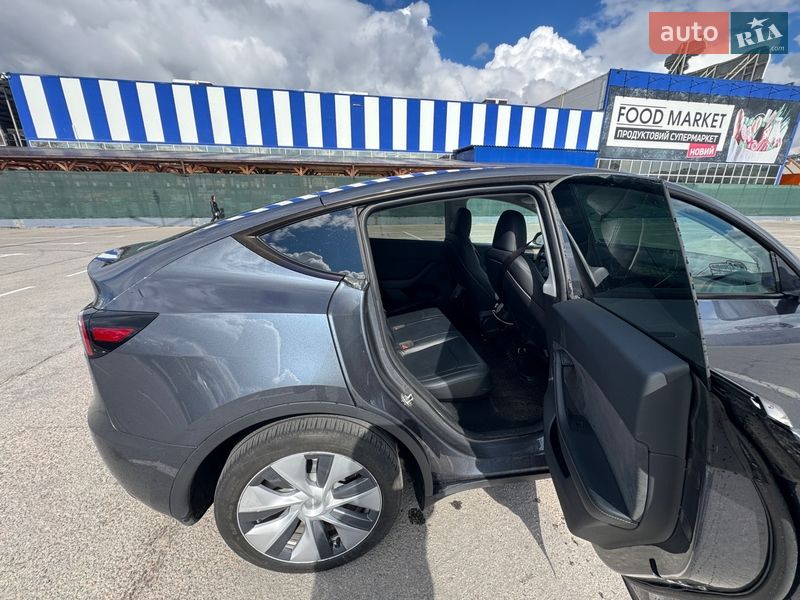 Позашляховик / Кросовер Tesla Model Y 2023 в Запоріжжі фото 11 Позашляховик / Кросовер Tesla Model Y 2023 в Запоріжжі