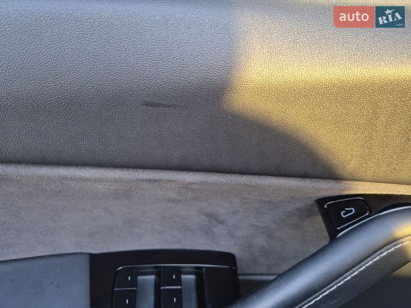 Внедорожник / Кроссовер Tesla Model Y 2020 в Львове