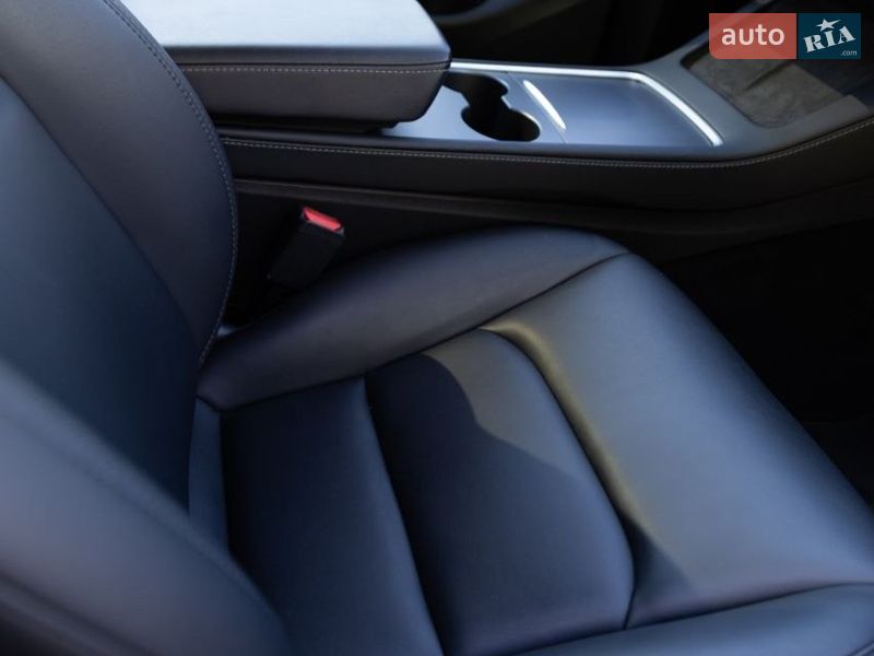 Внедорожник / Кроссовер Tesla Model Y 2022 в Жовкве