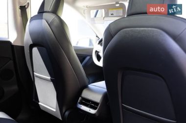 Внедорожник / Кроссовер Tesla Model Y 2022 в Жовкве
