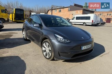 tesla model-y 2022 в Умань от профессионального продавца Oleg Sas