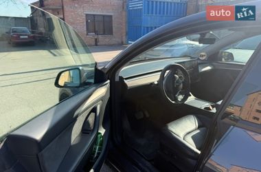 Позашляховик / Кросовер Tesla Model Y 2022 в Умані