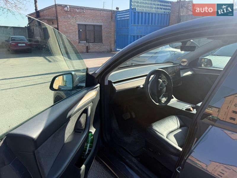 Позашляховик / Кросовер Tesla Model Y 2022 в Умані