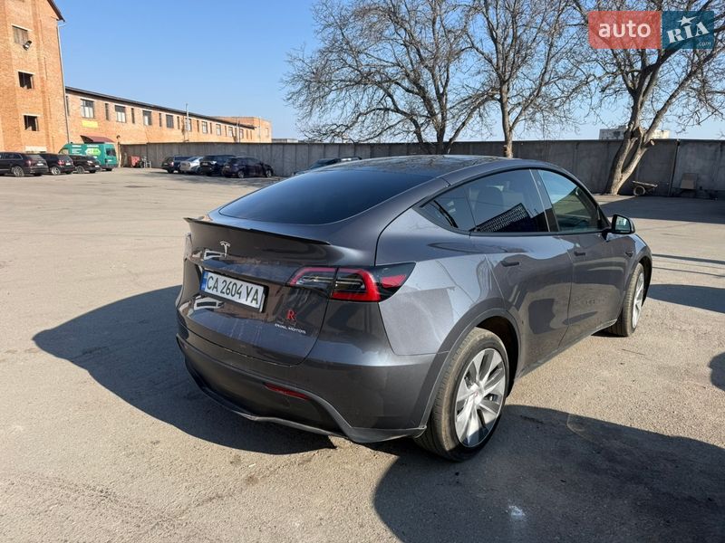 Позашляховик / Кросовер Tesla Model Y 2022 в Умані