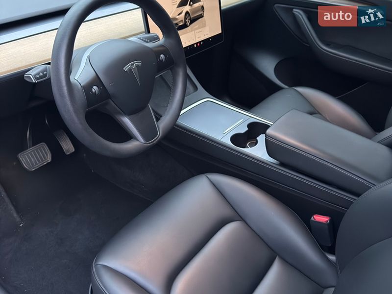 Позашляховик / Кросовер Tesla Model Y 2022 в Хмельницькому