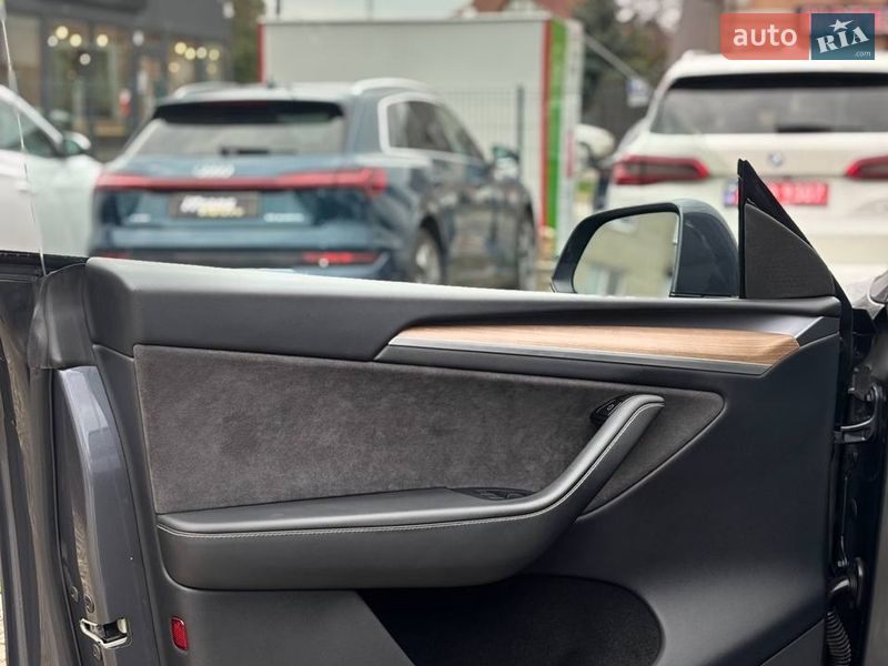 Внедорожник / Кроссовер Tesla Model Y 2023 в Стрые фото 44 Внедорожник / Кроссовер Tesla Model Y 2023 в Стрые