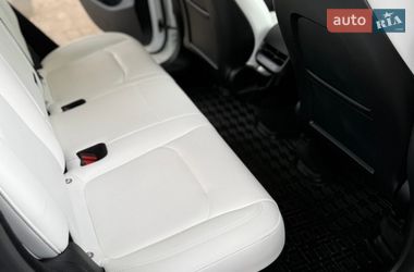 Позашляховик / Кросовер Tesla Model Y 2023 в Первомайську
