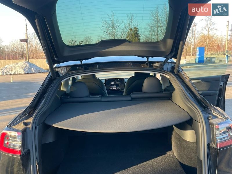 Позашляховик / Кросовер Tesla Model Y 2022 в Рівному