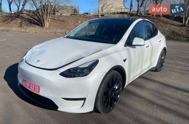 Внедорожник / Кроссовер Tesla Model Y 2024 в Ровно