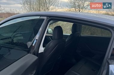 Внедорожник / Кроссовер Tesla Model Y 2022 в Львове