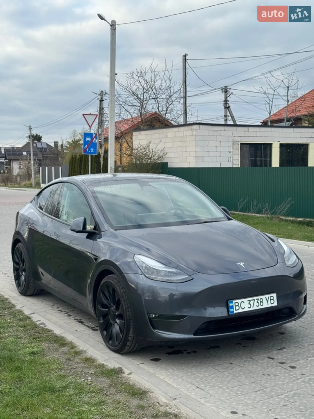 2022 Tesla Model Y - мініатюра 2