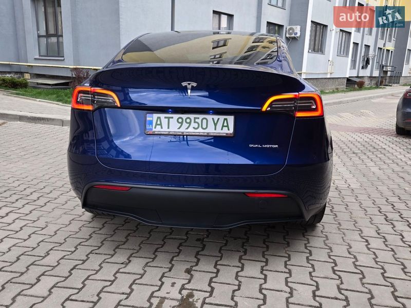Позашляховик / Кросовер Tesla Model Y 2023 в Івано-Франківську фото 4 Позашляховик / Кросовер Tesla Model Y 2023 в Івано-Франківську
