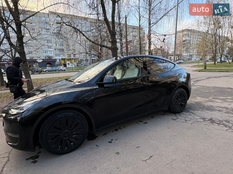 Позашляховик / Кросовер Tesla Model Y 2022 в Вінниці