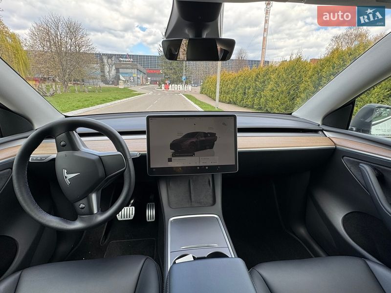 Внедорожник / Кроссовер Tesla Model Y 2022 в Луцке