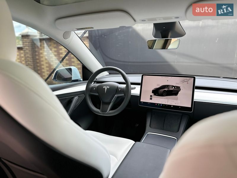 Внедорожник / Кроссовер Tesla Model Y 2024 в Тячеве