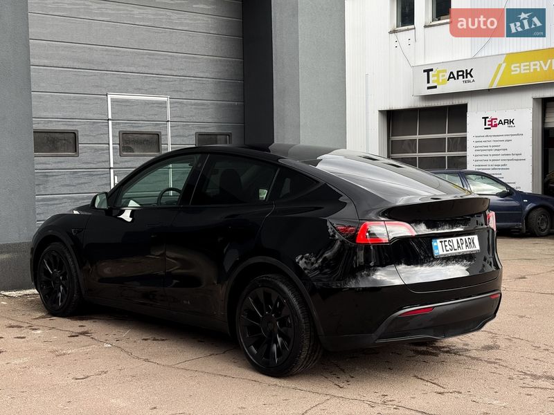 Внедорожник / Кроссовер Tesla Model Y 2023 в Киеве фото 8 Внедорожник / Кроссовер Tesla Model Y 2023 в Киеве