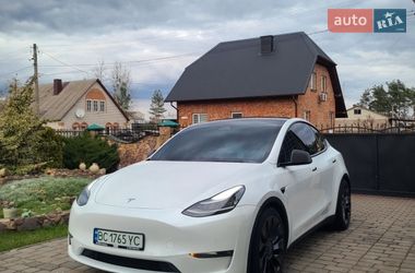 Внедорожник / Кроссовер Tesla Model Y 2020 в Львове