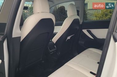 Внедорожник / Кроссовер Tesla Model Y 2020 в Львове