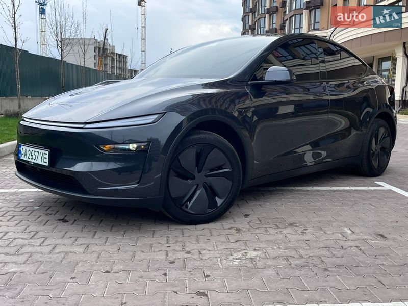 Внедорожник / Кроссовер Tesla Model Y 2025 в Софиевской Борщаговке
