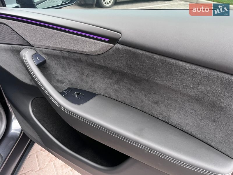 Внедорожник / Кроссовер Tesla Model Y 2025 в Софиевской Борщаговке