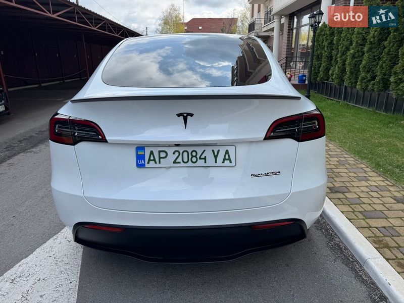 Позашляховик / Кросовер Tesla Model Y 2024 в Запоріжжі