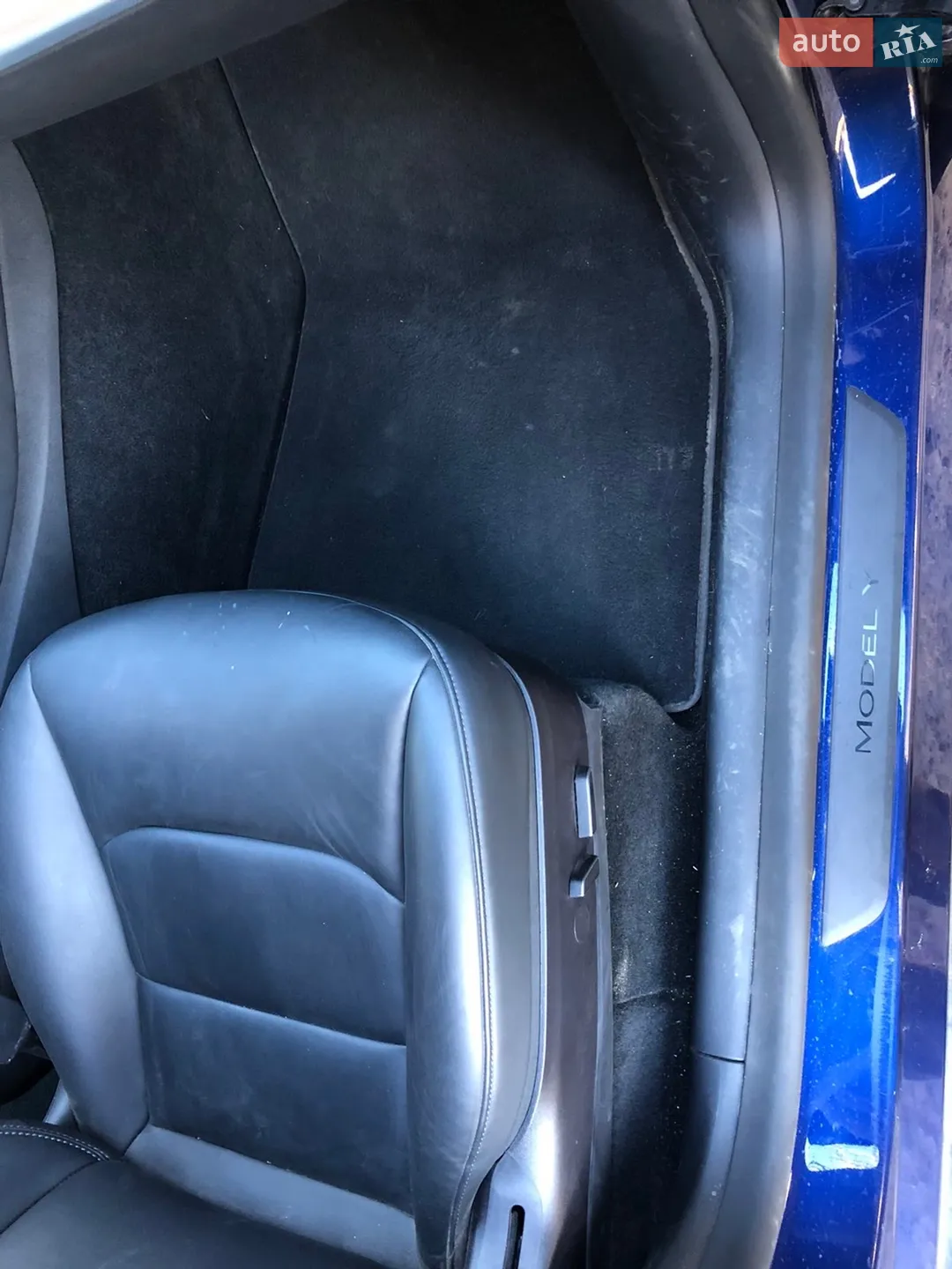 2022 Tesla Model Y - мініатюра 5
