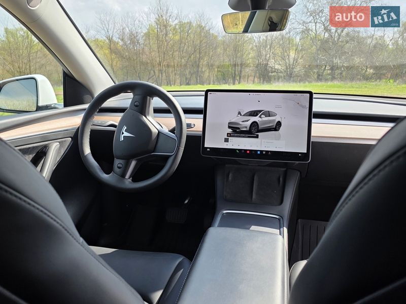 Позашляховик / Кросовер Tesla Model Y 2024 в Дніпрі фото 9 Позашляховик / Кросовер Tesla Model Y 2024 в Дніпрі