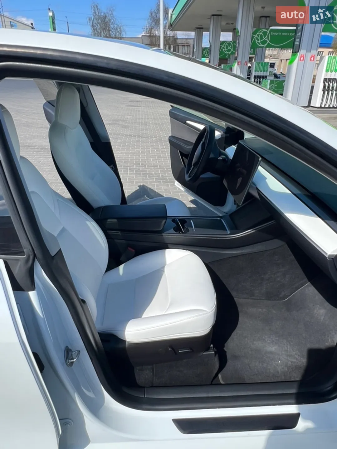 2022 Tesla Model Y - мініатюра 17
