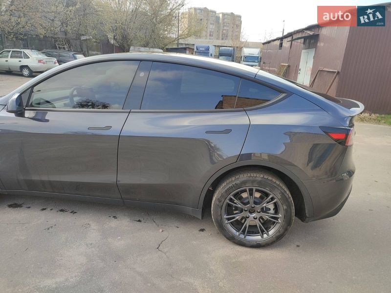 Внедорожник / Кроссовер Tesla Model Y 2024 в Киеве фото 6 Внедорожник / Кроссовер Tesla Model Y 2024 в Киеве