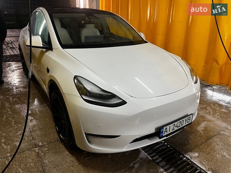 Внедорожник / Кроссовер Tesla Model Y 2021 в Белой Церкви