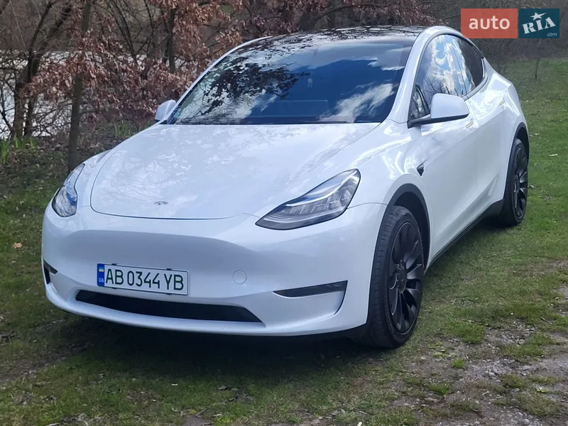 Tesla Model Y 2022