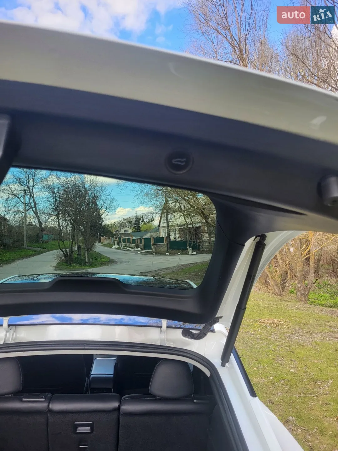 2022 Tesla Model Y - мініатюра 6