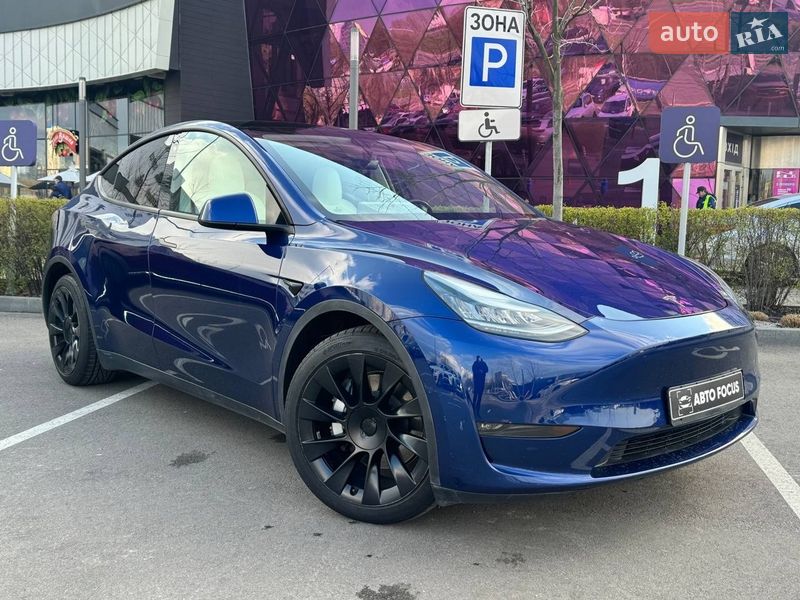 Позашляховик / Кросовер Tesla Model Y 2020 в Києві