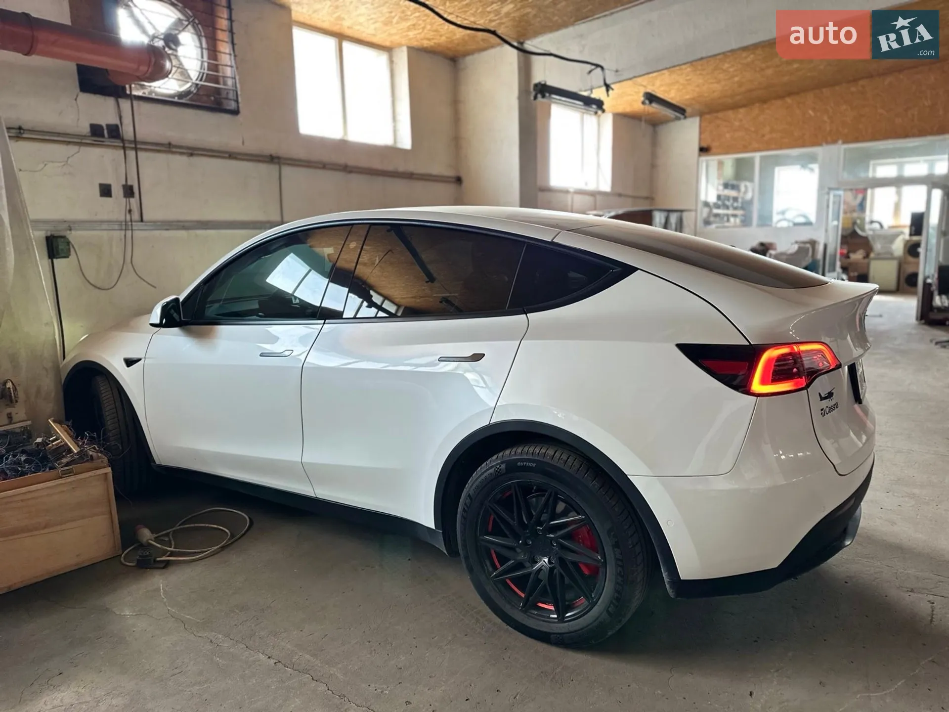 2021 Tesla Model Y - мініатюра 4