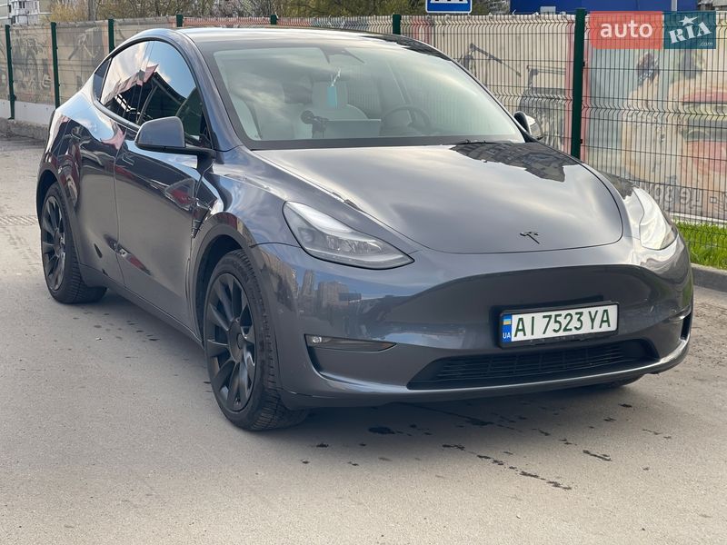 Внедорожник / Кроссовер Tesla Model Y 2022 в Киеве