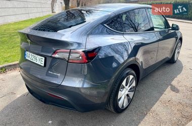 Внедорожник / Кроссовер Tesla Model Y 2024 в Киеве