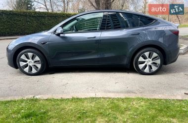 Внедорожник / Кроссовер Tesla Model Y 2024 в Киеве