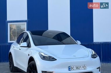 Позашляховик / Кросовер Tesla Model Y 2024 в Дрогобичі